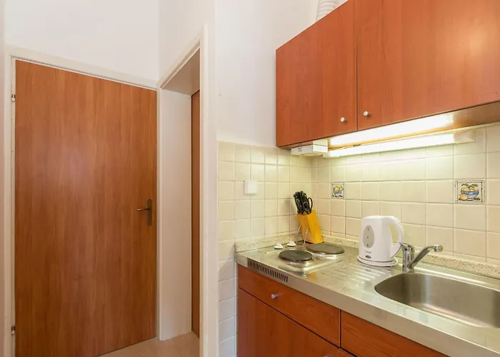 Partelj 7 By Interhome Apartman