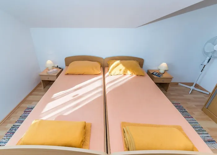 Partelj 7 By Interhome Apartman Vir