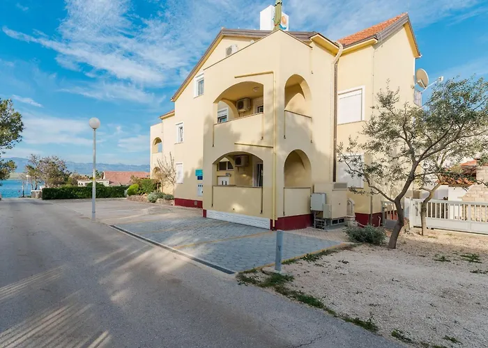 Partelj 7 By Interhome Apartman *