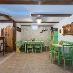 Partelj 7 By Interhome Vir