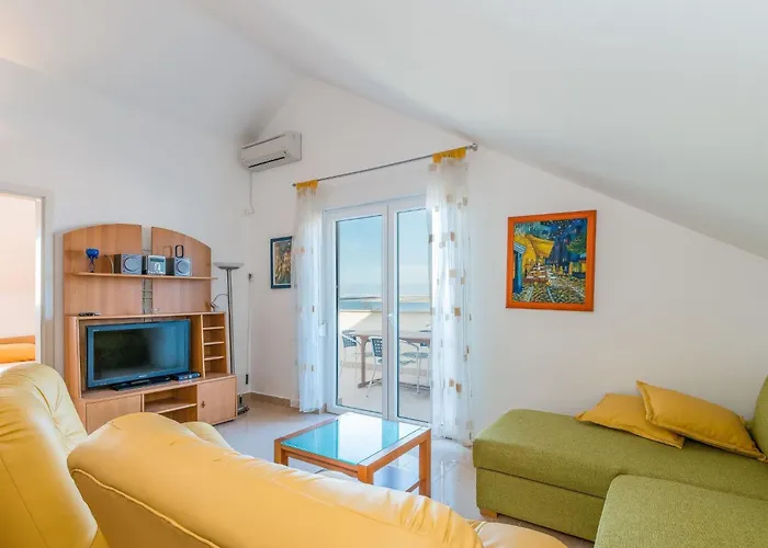 Partelj 7 By Interhome 维尔